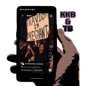 Imagen, foto o portada de Kourtney Kardashian sorprendió a Travis Barker con anuncio de embarazo