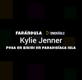 Kylie Jenner posa en bikini en paradisíaca isla